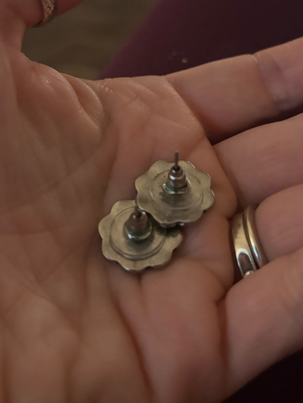 Tipi Faux Turquoise and Silver Flower Stud Earrings - Picture 2 of 3